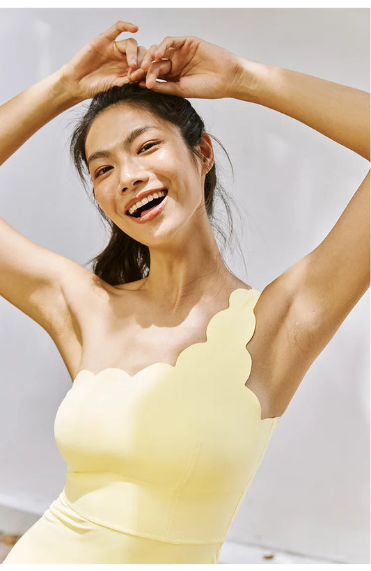 Robe Désign Élégance et Soutien Parfait