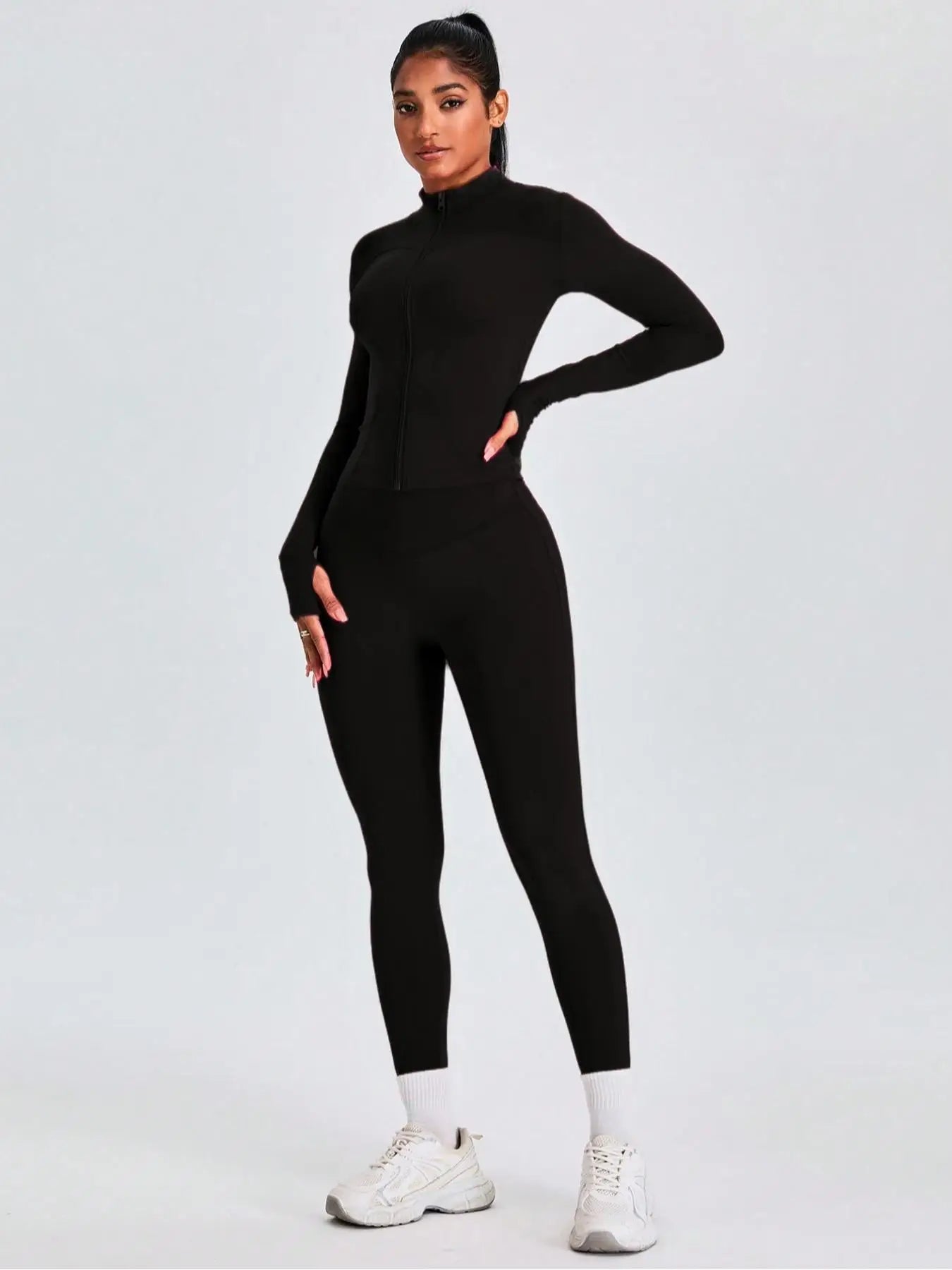 Ensemble Fitness Femme – Look Athleisure Chic & Haute Performance