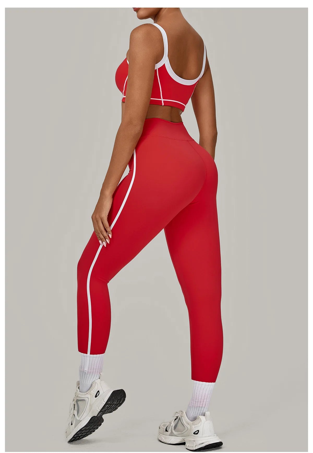 Ensemble de Sport Femme Yoga & Gym – Brassière + Leggings Sculptants