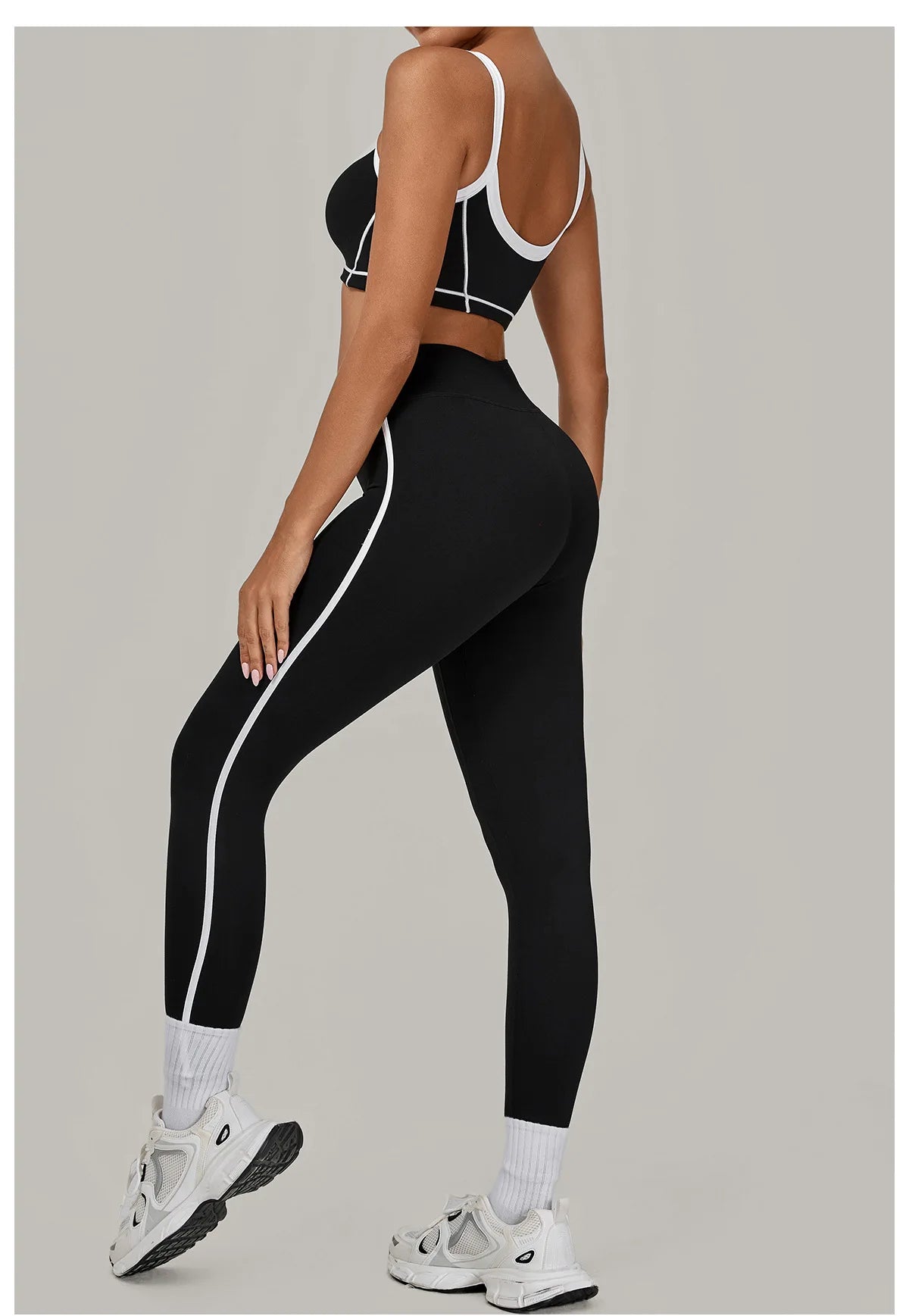Ensemble de Sport Femme Yoga & Gym – Brassière + Leggings Sculptants